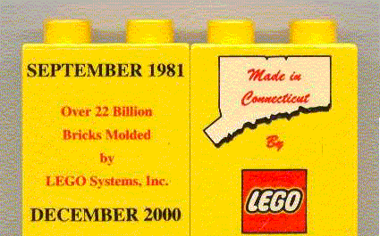 Duplo, Brick 1 x 2 x 2 with Made In Connecticut September 1981 Pattern
