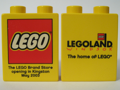 Duplo, Brick 1 x 2 x 2 with The LEGO Store Kingston 2003 Opening Pattern