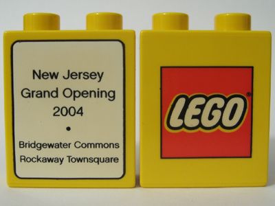 Duplo, Brick 1 x 2 x 2 with The LEGO Store New Jersey, Bridgewater Commons Rockaway Townsquare 2004 Pattern