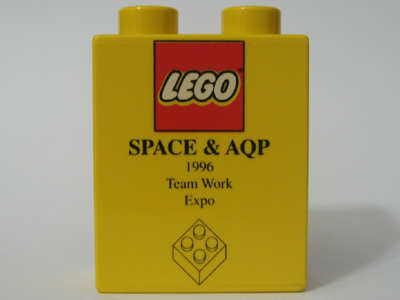 Duplo, Brick 1 x 2 x 2 with Space & AQP 1996 Team Work Expo Pattern