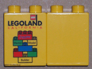 Duplo, Brick 1 x 2 x 2 with Junior Master Model Builder 2007 Pattern