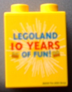 Duplo, Brick 1 x 2 x 2 with LEGOLAND 10 YEARS OF FUN! Pattern