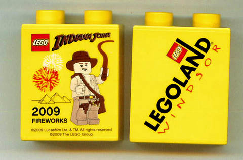 Duplo, Brick 1 x 2 x 2 with Indiana Jones LEGOLAND Windsor 2009 Fireworks Pattern