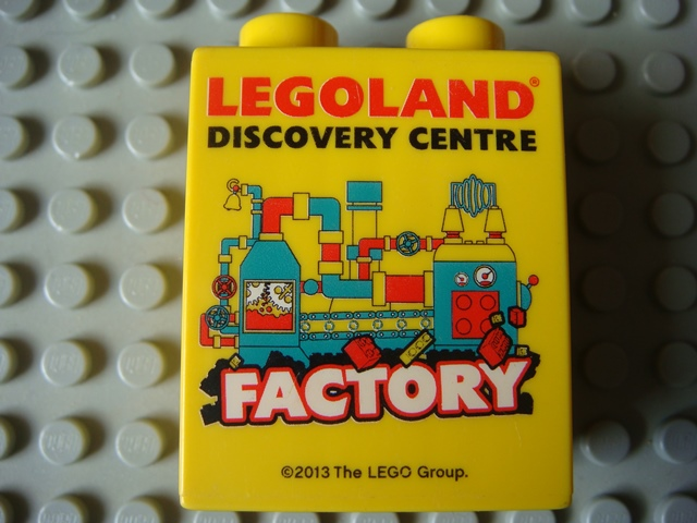 Duplo, Brick 1 x 2 x 2 with LEGOLAND Discovery Centre Factory 2013 Pattern