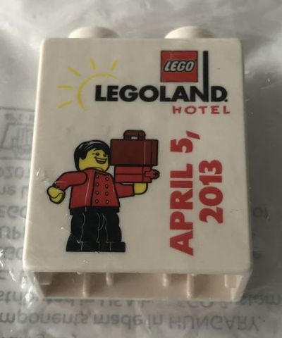 Duplo, Brick 1 x 2 x 2 with LEGOLAND Hotel April 5, 2013 Bellhop Pattern
