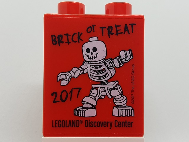 Duplo, Brick 1 x 2 x 2 with Brick or Treat 2017 LEGOLAND Discovery Center Skeleton Pattern