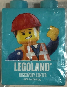 Duplo, Brick 1 x 2 x 2 with LEGOLAND Discovery Center Emmet Pattern