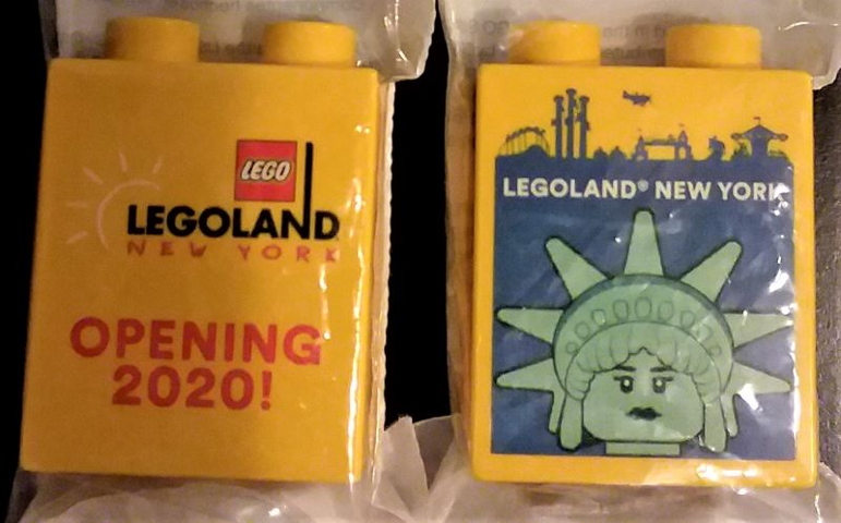 Duplo, Brick 1 x 2 x 2 with LEGOLAND New York Opening 2020 Pattern