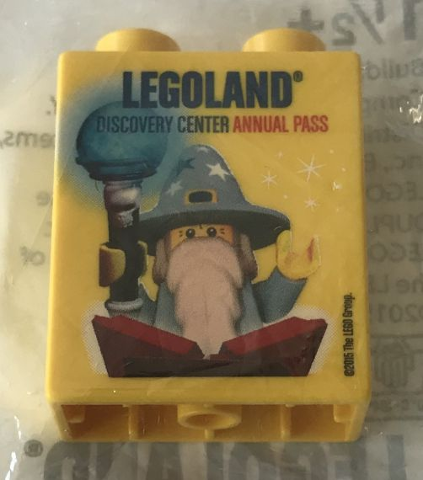 Duplo, Brick 1 x 2 x 2 with Wizard Annual Pass 2015 LEGOLAND Discovery Center Pattern