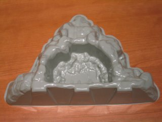 Baseplate, Raised Dragon Cave without Studs