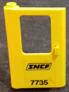 Door 1 x 4 x 5 Train Left, Thin Support at Bottom with Black 'SNCF 7735' Pattern (Sticker) - Set 7735