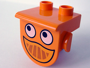 Duplo, Plate 1 x 2 with Overhang with Eyes and Smile Pattern (Bob the Builder Dizzy Face)