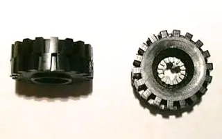 Technic Bush 1/2 Toothed Type I, with Black Tire 21mm D. x 9mm Offset Tread Medium (4265a / 4084)