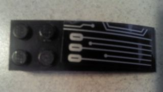 Slope, Curved 6 x 2 with Silver Circuitry Pattern Model Right Side (Sticker) - Set 7704