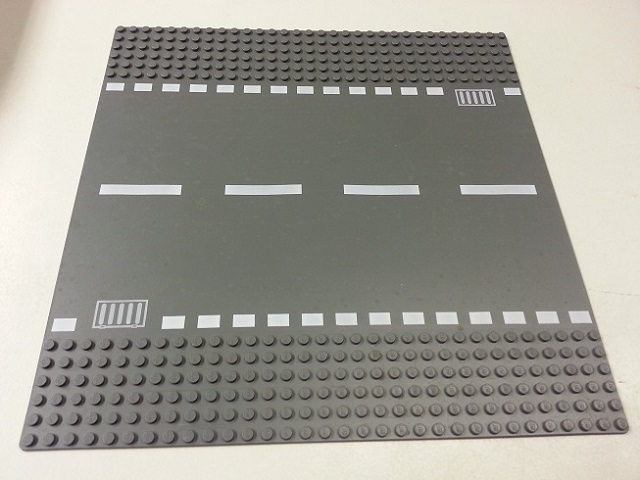 Baseplate, Road 32 x 32 6-Stud Straight with White Dashed Lines and Storm Drain Pattern