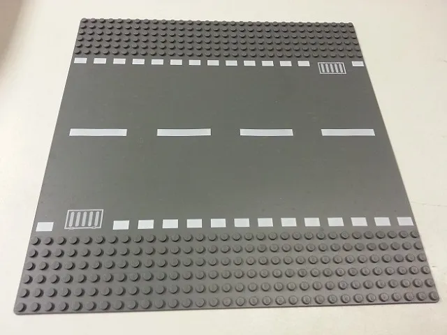 Baseplate, Road 32 x 32 6-Stud Straight with White Dashed Lines and Storm Drain Pattern