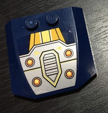 Wedge 4 x 4 x 2/3 Triple Curved with Silver Panel with 4 Yellow Lights Pattern (Sticker) - Set 70322