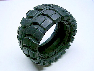 Tire 81 x 40 Balloon Offset Tread