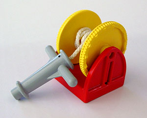 Duplo Hose Reel Holder 2 x 2 with Yellow Drum, Light Gray Hose Nozzle with Handles, String