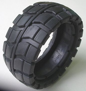 Tire 94 x 40 Balloon Offset Tread