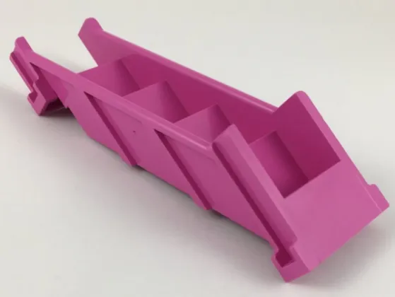 Stairs 4 x 7 x 9 1/3 Straight Enclosed