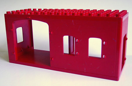 Duplo Building 6 x 16 x 6, Front double Doors and Windows, Left Window, and Right Door Openings, Top Sliding Trap Door Openings, Top Sliding Trap Door