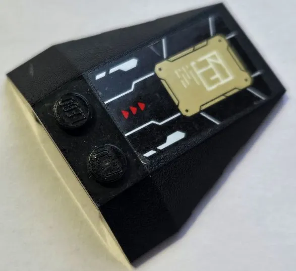 Wedge 4 x 4 Triple with Stud Notches with Red Triangles and Gold Armor Plate with Ninjago Logogram Letter C Pattern Model Left Side (Sticker) - Set 71765