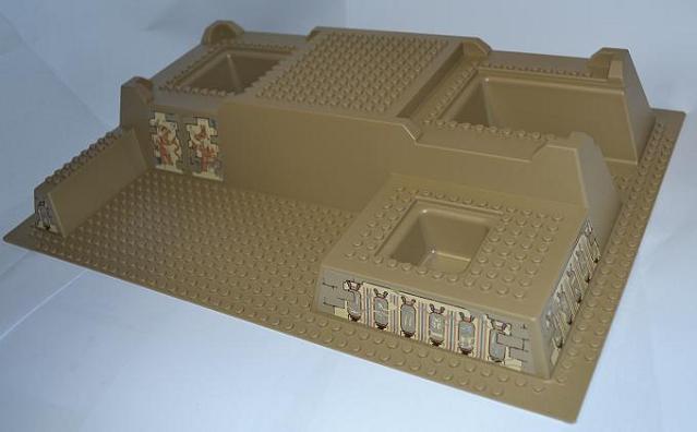 Baseplate, Raised 32 x 48 x 6 with Level Front with Hieroglyphs, Horus and Anubis Pattern (Stickers) - Set 7327