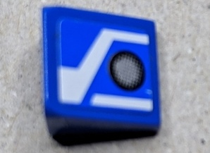 Slope 30 1 x 1 x 2/3 with Silver Headlight and White Lines Pattern Model Left Side (Sticker) - Set 8135