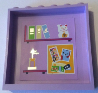 Panel 1 x 6 x 5 with Books on Bookshelf, Trophy, Cat and Poster Pattern on Inside (Sticker) - Set 41095