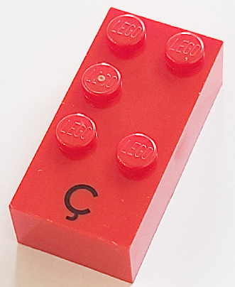 Brick, Braille 2 x 4 with 5 Studs with Black Capital Letter C with Cedilla (Ç) Pattern (dots-12346 ⠯) (French with Antoine Numbers)