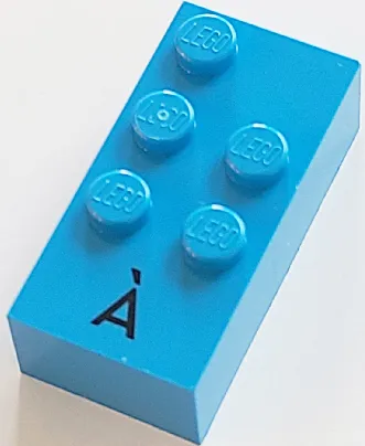 Brick, Braille 2 x 4 with 5 Studs with Black Capital Letter A with Grave (À) Pattern (dots-12356 ⠷) (French with Antoine Numbers)