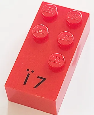 Brick, Braille 2 x 4 with 5 Studs with Black Capital Letter I with Diaeresis (Ï) / Number 7 Pattern (dots-12456 ⠻) (French with Antoine Numbers)