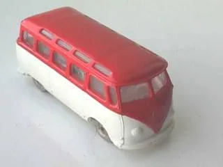 HO Scale, VW Minibus with White Base