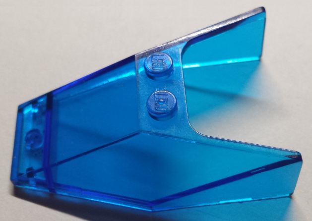 Windscreen 6 x 4 x 1 1/3 without Bottom Tabs and with Solid Studs