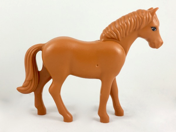 Horse, Belville with Black Rimmed Eyes with Black Pupils and Whites Pattern