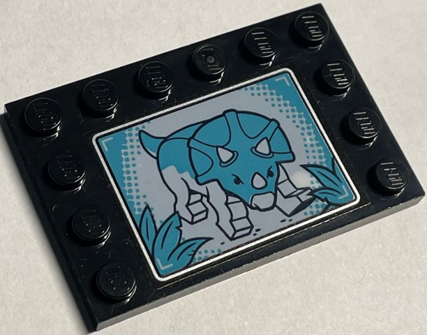 Tile, Modified 4 x 6 with Studs on Edges with Monitor Screen with Triceratops Dinousaur Pattern (Sticker) - Set 75939