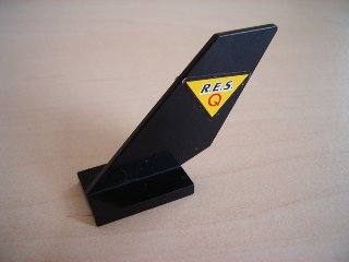 Tail Shuttle with Black 'R.E.S.' and Red 'Q' on Yellow Triangle with Black Border Pattern on Both Sides (Stickers) - Set 6462