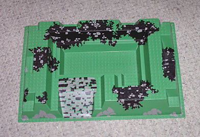 Baseplate, Raised 32 x 48 x 6 with Center Pit with Stones Pattern