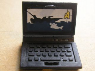 Minifigure, Utensil Computer Laptop with 'A', Boat and Shark Screen Pattern (Sticker) - Set 8635