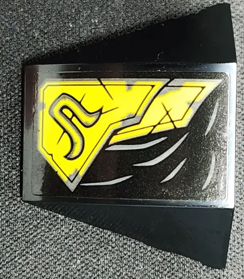 Wedge 4 x 3 Triple Curved No Studs with Gold Armor Plates and Silver Scratches Pattern Model Left Side (Sticker) - Set 71772