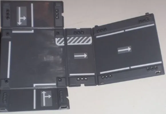 Container, Racers Fold-Out Race Track Case 34 x 44 with City Streets Pattern (Stickers) - Set 8196