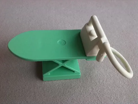 Duplo Utensil Ironing Board