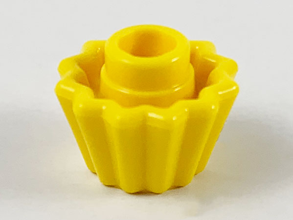 Minifigure, Utensil Cupcake Liner - Indented Top