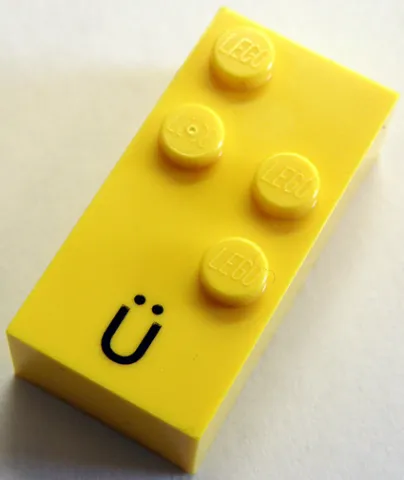 Brick, Braille 2 x 4 with 4 Studs with Black Capital Letter U with Diaeresis (Ü) Pattern (dots-1256 ⠳)