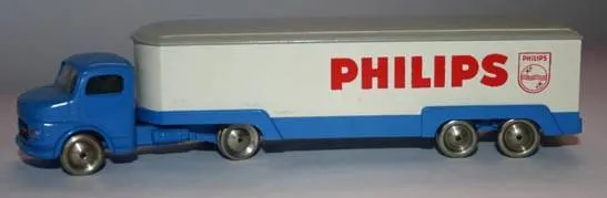 HO Scale, Mercedes Refrigerated Truck (Philips, Twin Axle)