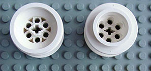 Wheel 43.2 x 28 Balloon Small with Axle Hole (+ Shape)