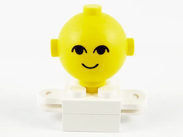 Homemaker Figure / Maxifigure Torso Assembly with Yellow Head with Black Eyes and Smile Pattern (792c03 / 685px1)