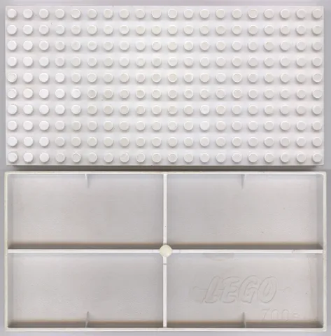 Brick 10 x 20 without Bottom Tubes, with '+' Cross Support and 4 Side Supports (early Baseplate)