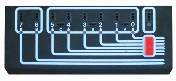 Technic Control 4.5V Interface Box with Ports (1987 Version)